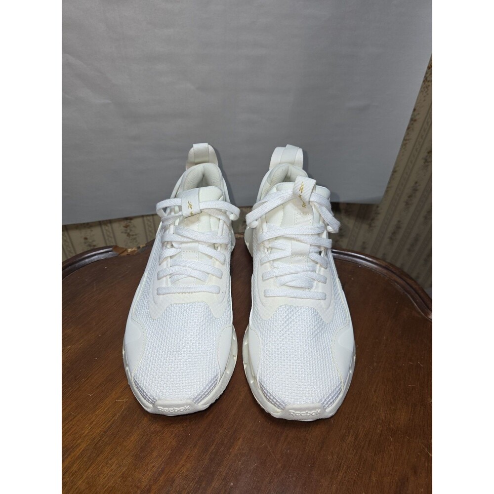 Reebok Womens Size 9 White Athletic Sneakers Gold Logo Comfort Walking Shoes